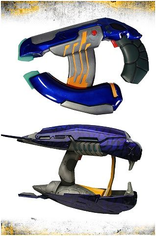 Illustration for article titled Geeky, Gadgety Replicas From Movies, Games and TV: (Some) Priced to Own!